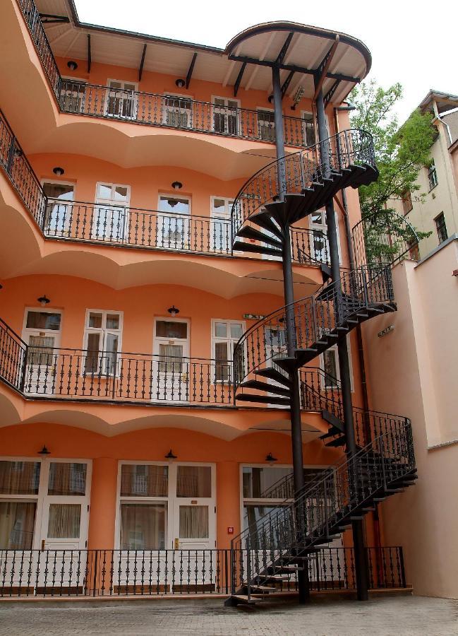 Hotel Patio Prague Luaran gambar