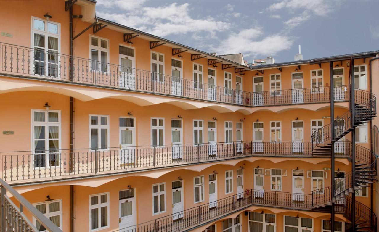 Hotel Patio Prague Luaran gambar